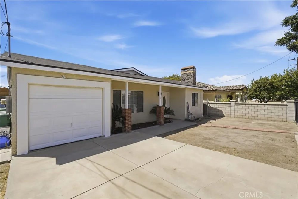 13524 Frazier Baldwin Park, CA 91706