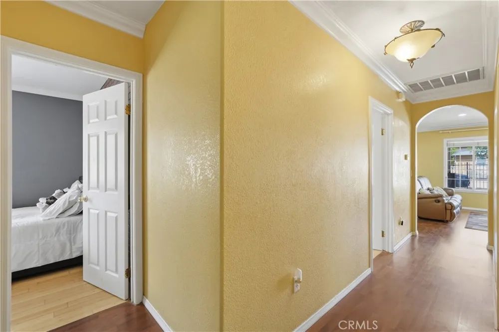 13524 Frazier Baldwin Park, CA 91706