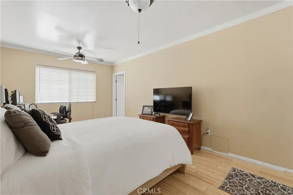 13524 Frazier Baldwin Park, CA 91706