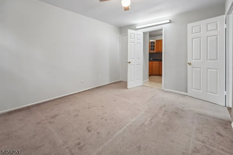 345 College Dr Edison, NJ 08817