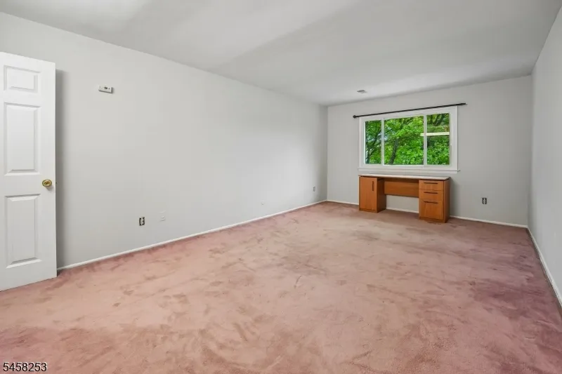 345 College Dr Edison, NJ 08817