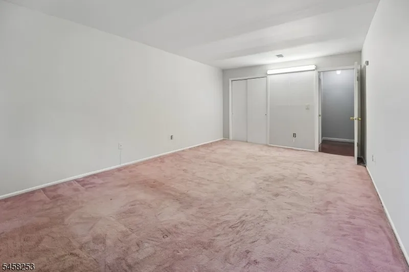345 College Dr Edison, NJ 08817