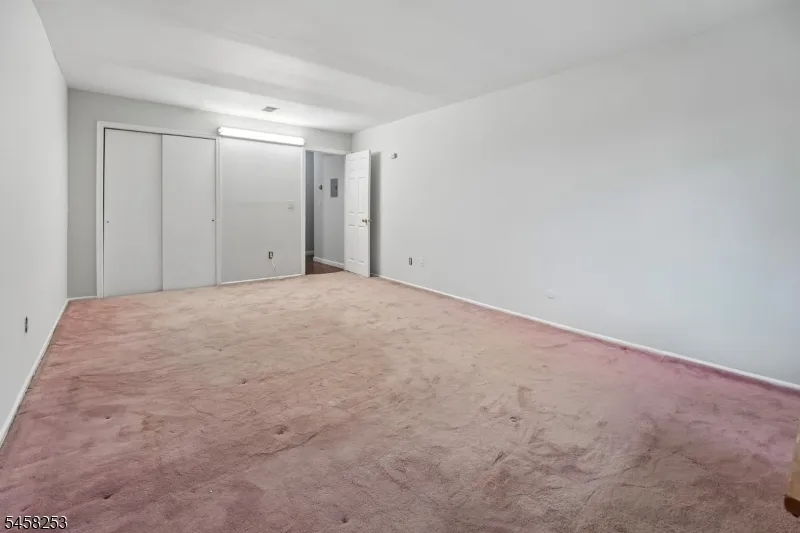 345 College Dr Edison, NJ 08817