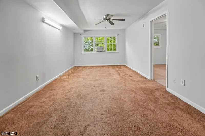 345 College Dr Edison, NJ 08817