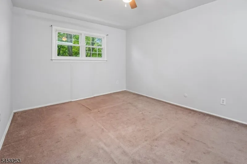 345 College Dr Edison, NJ 08817