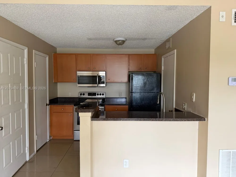 4481 W Mcnab Rd #37 Pompano Beach, FL 33069