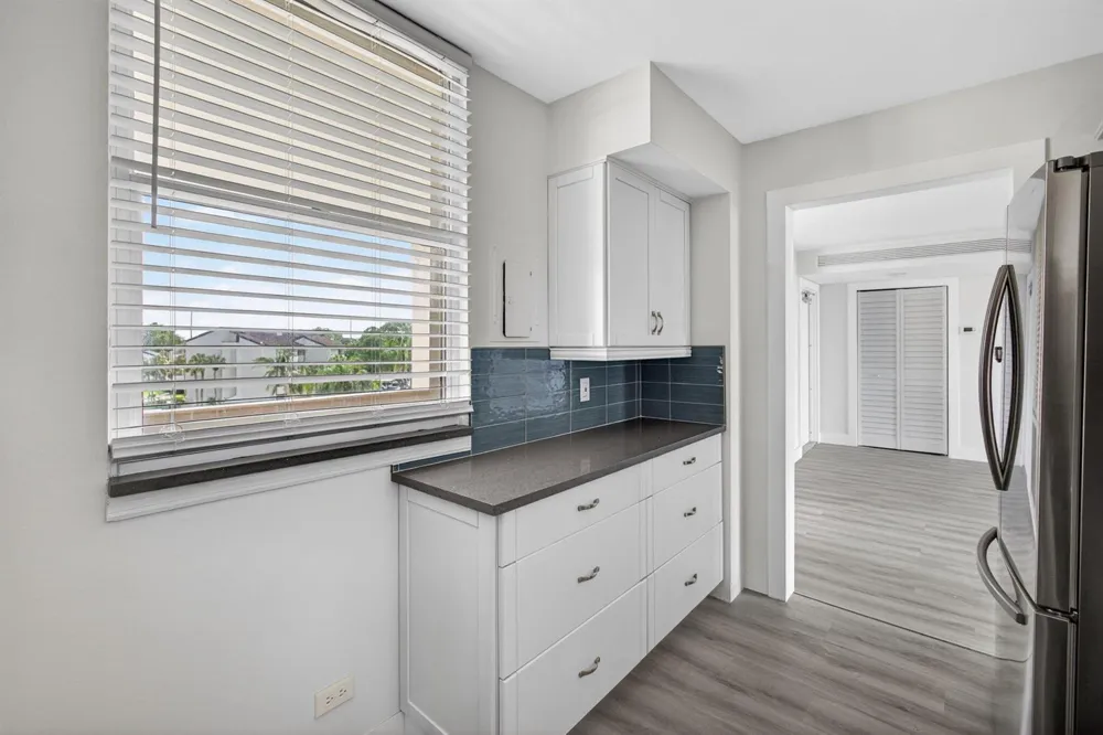 136 LAKESHORE DRIVE #511 North Palm Beach, FL 33408