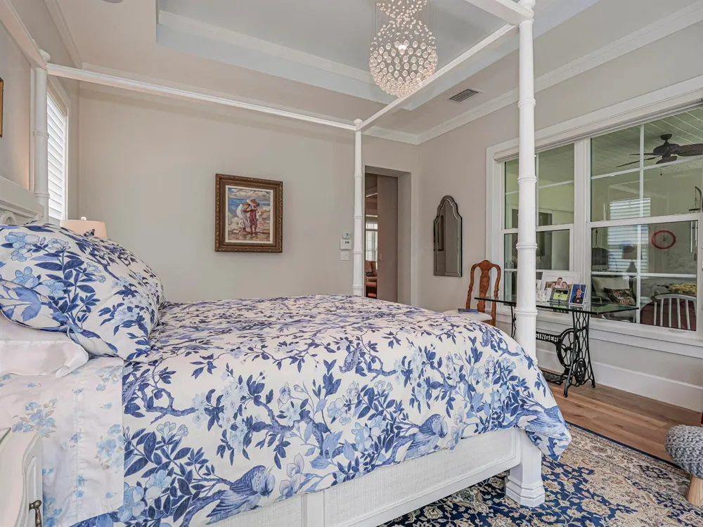 934 CAROLINA CIRCLE SW Vero Beach, FL 32962