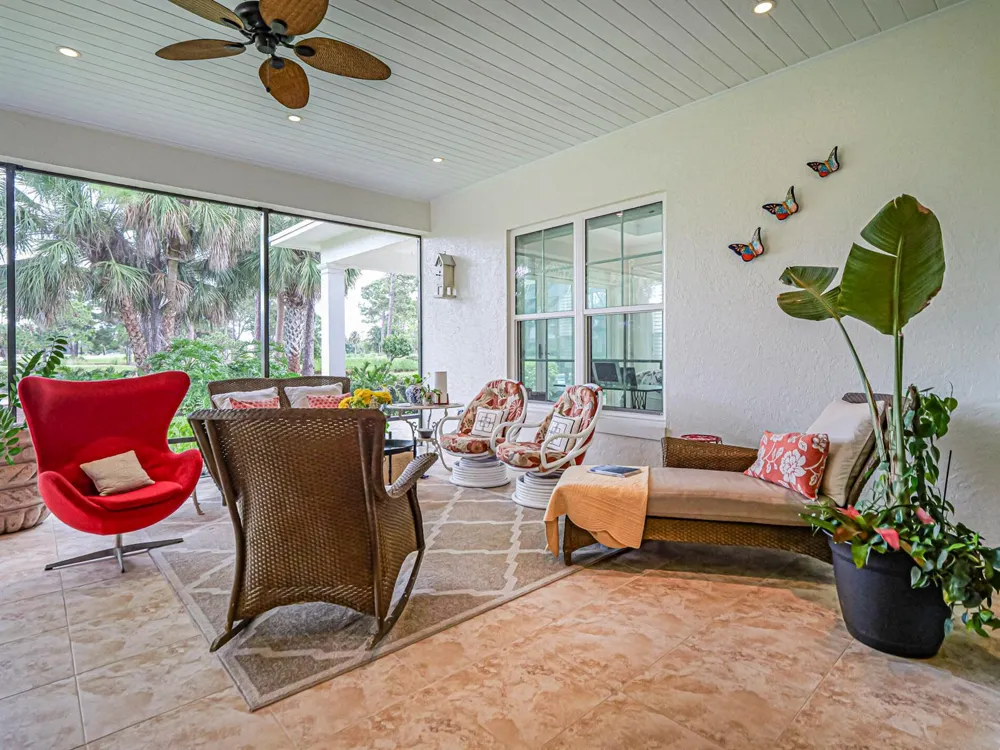 934 CAROLINA CIRCLE SW Vero Beach, FL 32962
