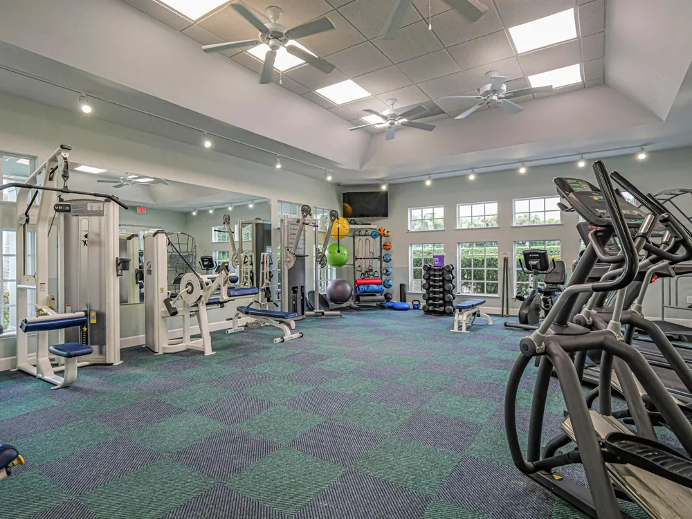 934 CAROLINA CIRCLE SW Vero Beach, FL 32962