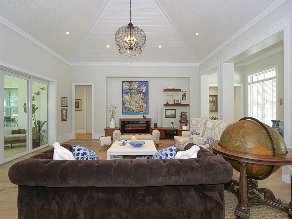 934 CAROLINA CIRCLE SW Vero Beach, FL 32962