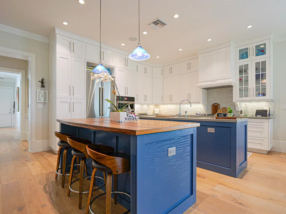 934 CAROLINA CIRCLE SW Vero Beach, FL 32962