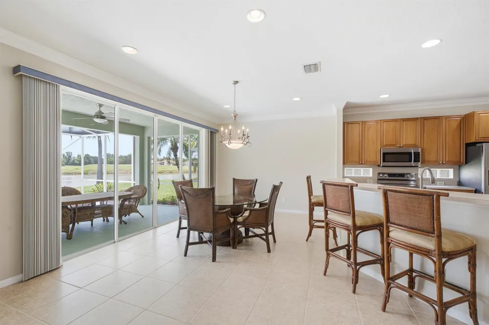 562 NW WAVERLY CIRCLE Port St. Lucie, FL 34983