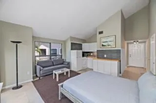 11863 Wimbledon Circle #511 Wellington, FL 33414