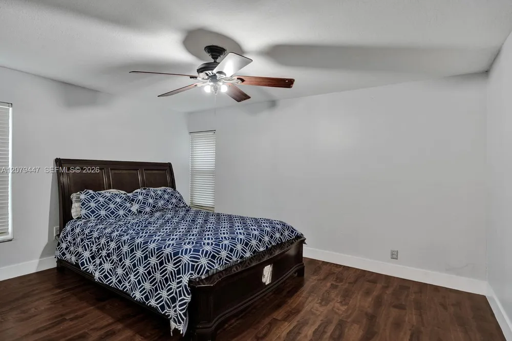 8350 NW 15th Ct Coral Springs, FL 33071