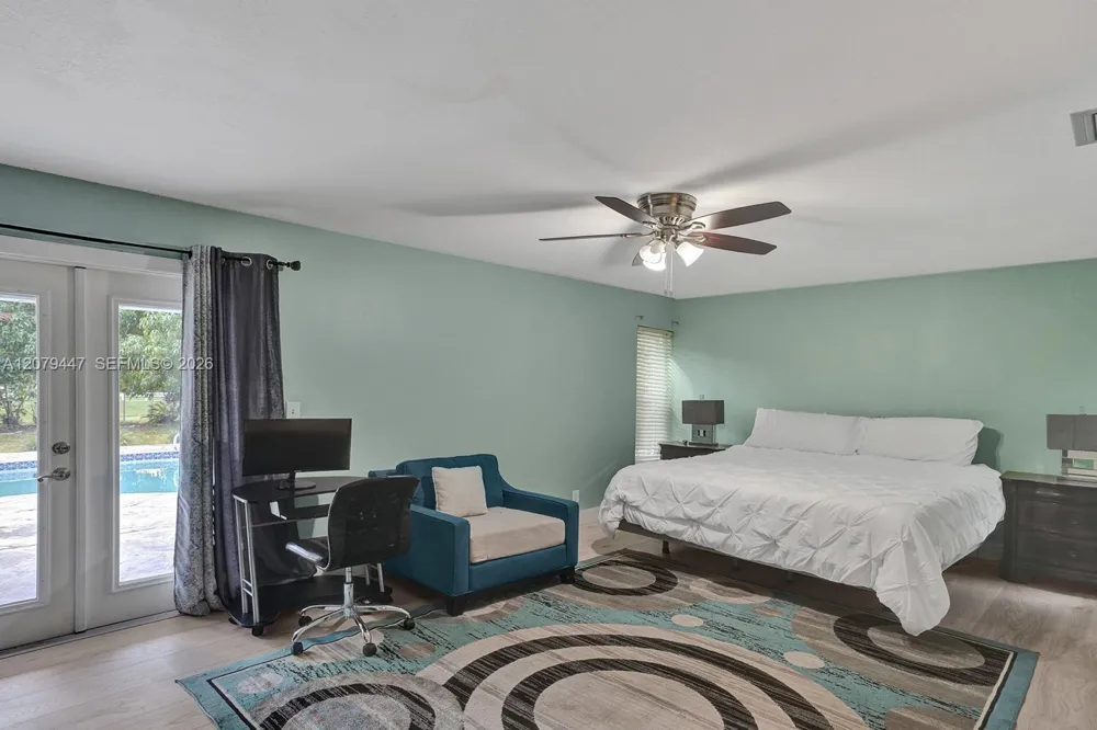 8350 NW 15th Ct Coral Springs, FL 33071
