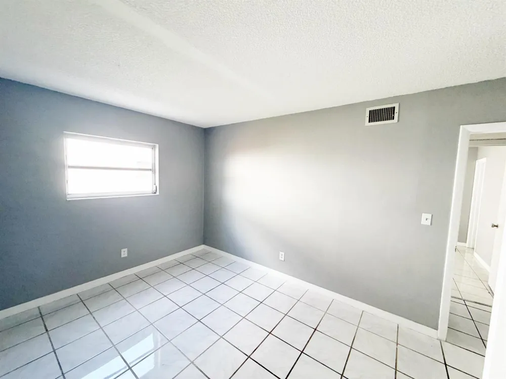 320 SW 1ST STREET #D-2 Pompano Beach, FL 33060