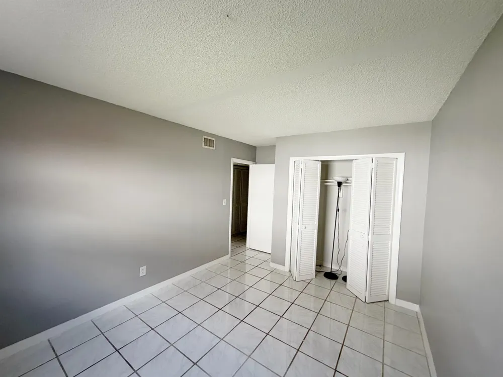 320 SW 1ST STREET #D-2 Pompano Beach, FL 33060