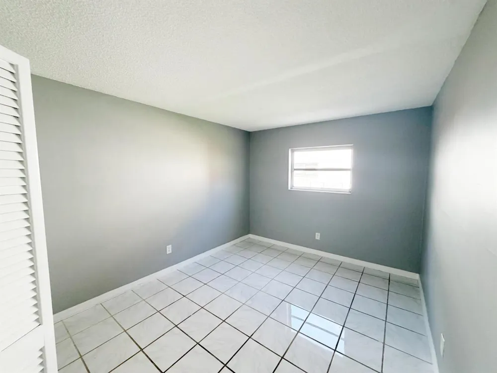 320 SW 1ST STREET #D-2 Pompano Beach, FL 33060