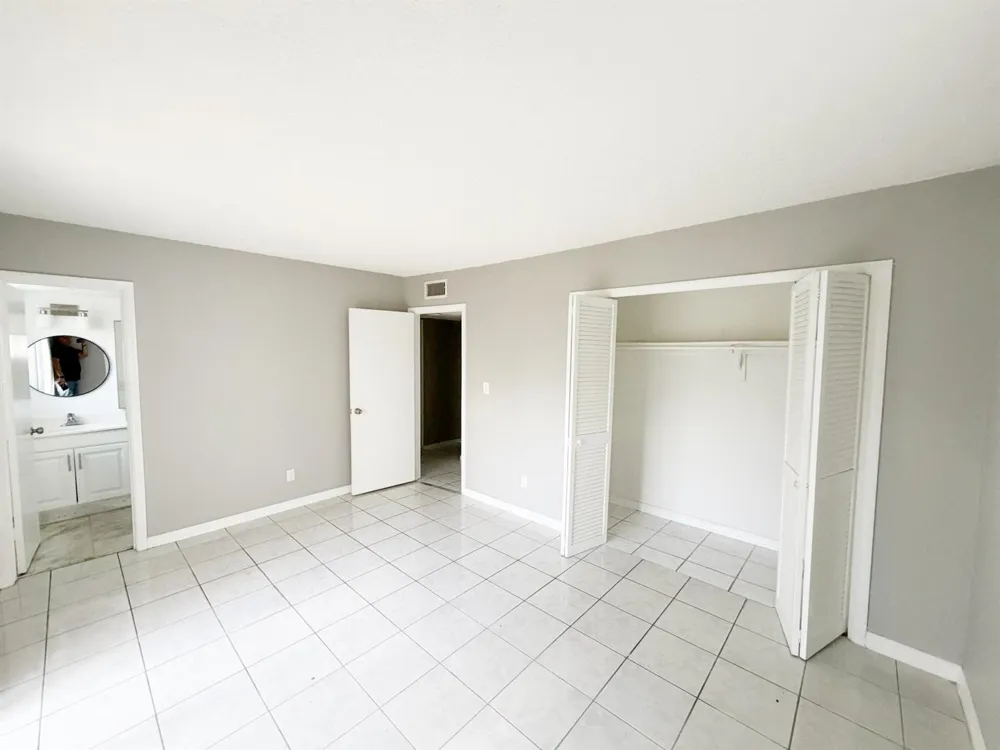 320 SW 1ST STREET #D-2 Pompano Beach, FL 33060