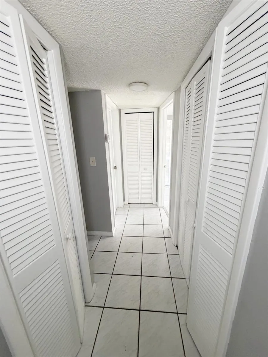 320 SW 1ST STREET #D-2 Pompano Beach, FL 33060