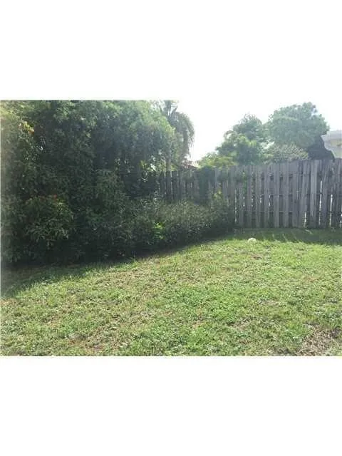 9330 NW 42ND COURT #9330 Sunrise, FL 33351