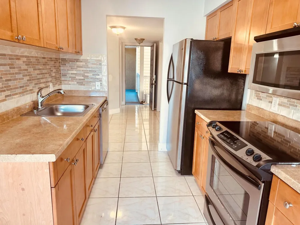 225 S TROPICAL TRAIL #320 Merritt Island, FL 32952