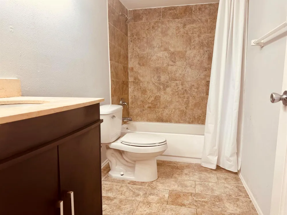 225 S TROPICAL TRAIL #320 Merritt Island, FL 32952