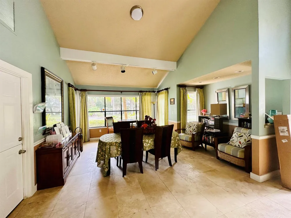 225 S TROPICAL TRAIL #320 Merritt Island, FL 32952
