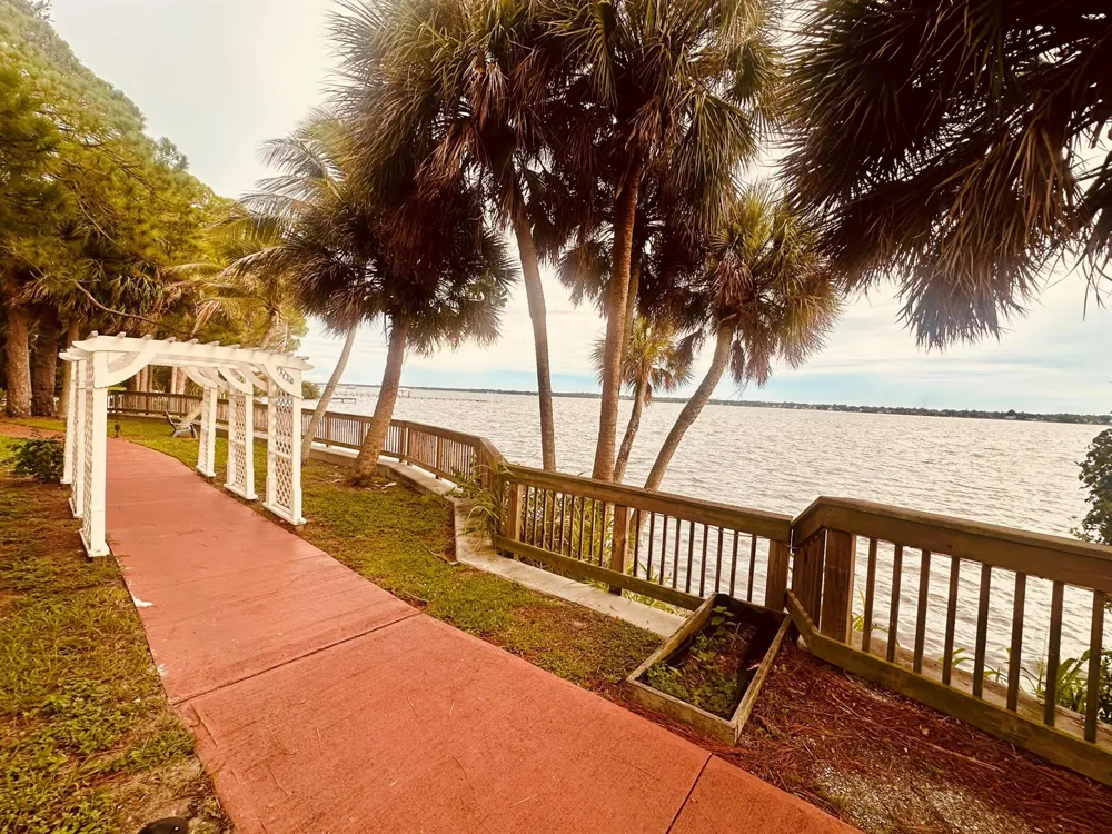 225 S TROPICAL TRAIL #320 Merritt Island, FL 32952