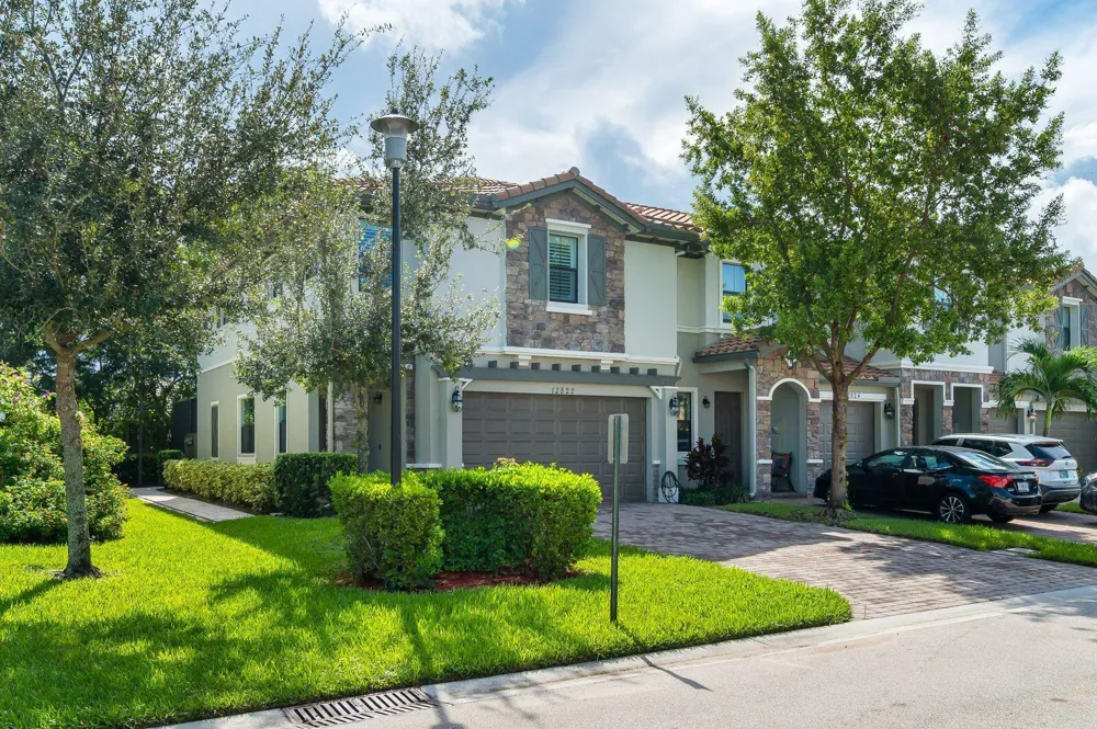 12822 ANTHORNE LANE Boynton Beach, FL 33436