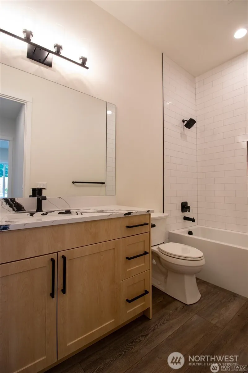 7912 140th Avenue NE Redmond, WA 98052