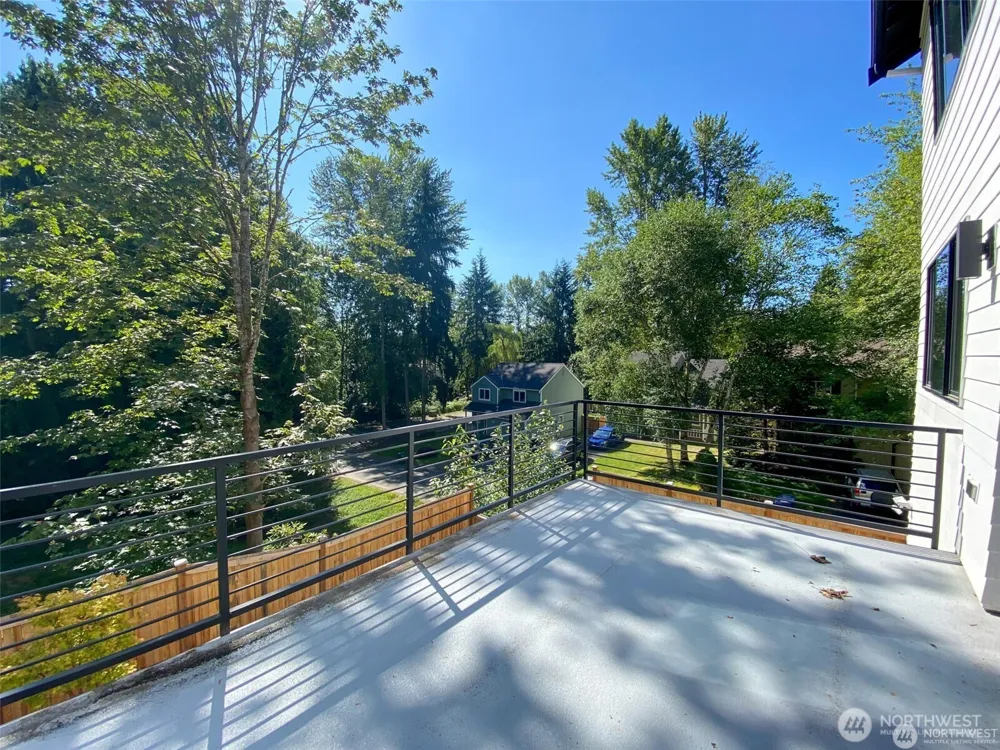 7912 140th Avenue NE Redmond, WA 98052