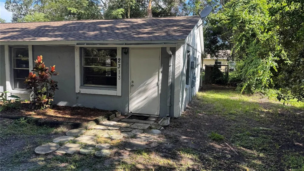 2313 52ND AVENUE E Bradenton, FL 34203