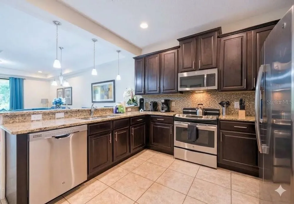 8151 ROSEVILLE BOULEVARD Davenport, FL 33896