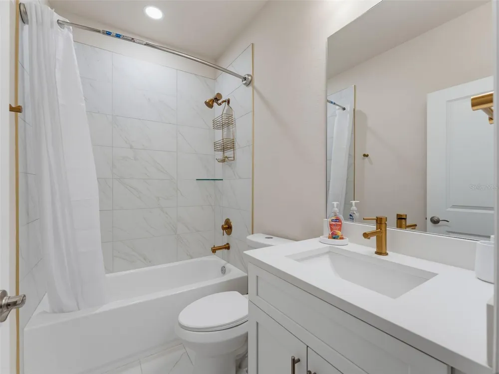 2525 MARIO WAY Clearwater, FL 33761