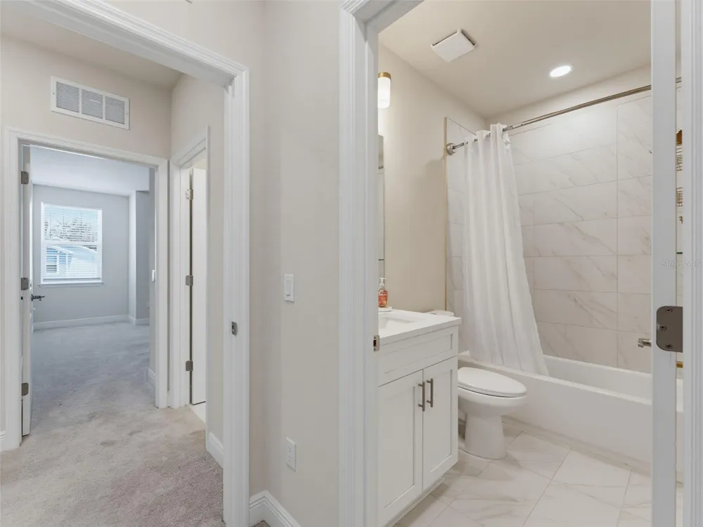 2525 MARIO WAY Clearwater, FL 33761