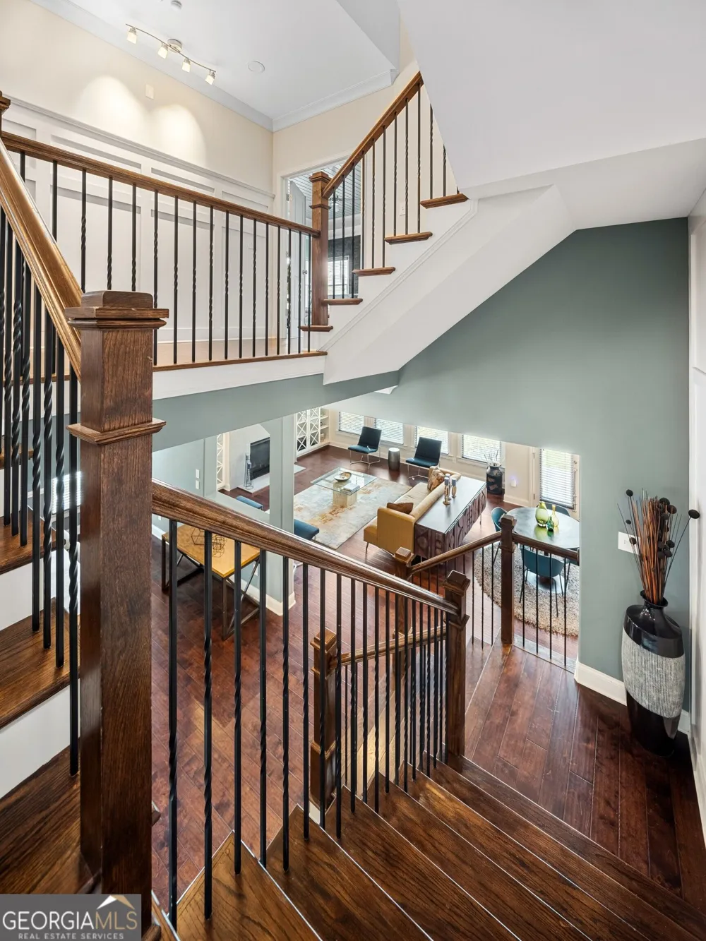 6385 Bellmoore Park LN Johns Creek, GA 30097