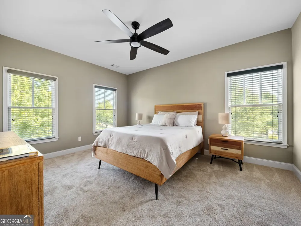 6385 Bellmoore Park LN Johns Creek, GA 30097