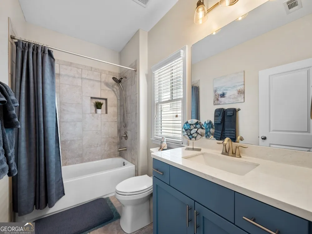 6385 Bellmoore Park LN Johns Creek, GA 30097