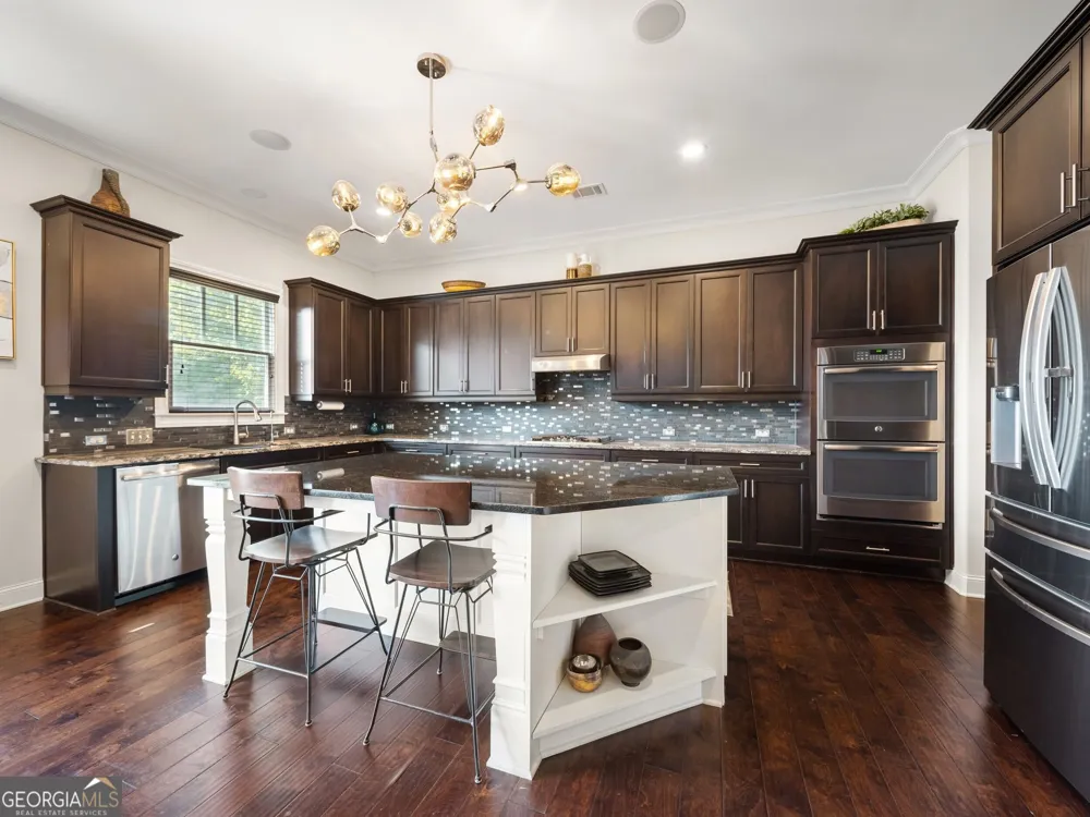 6385 Bellmoore Park LN Johns Creek, GA 30097