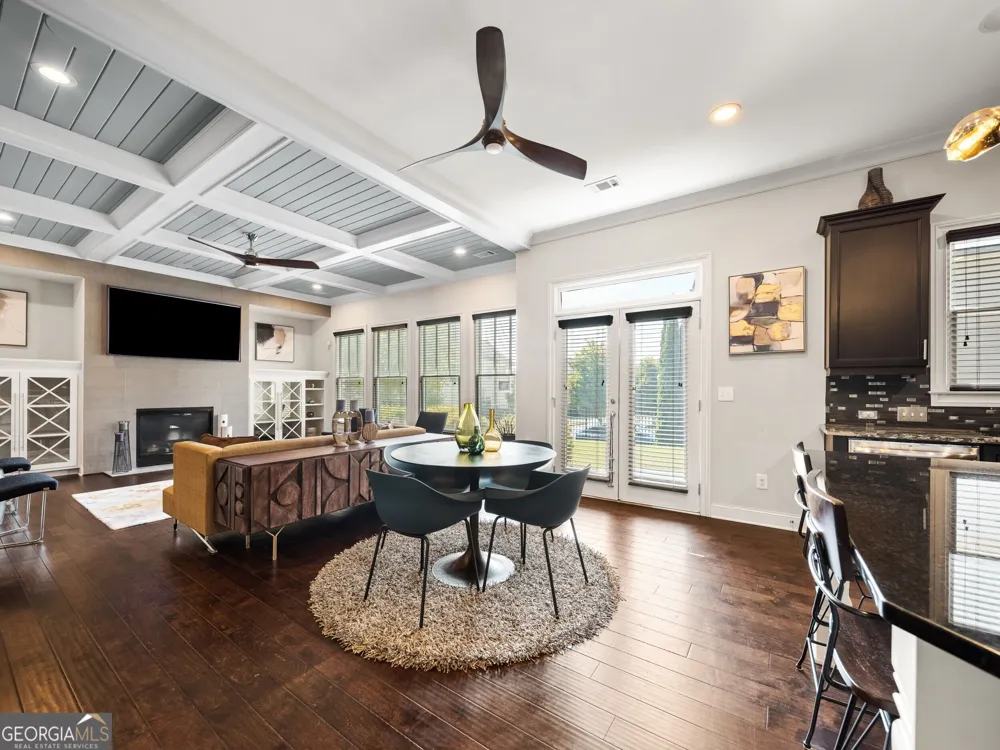 6385 Bellmoore Park LN Johns Creek, GA 30097