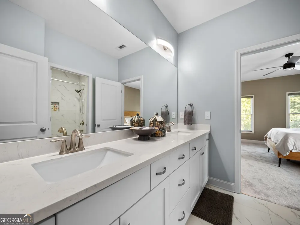 6385 Bellmoore Park LN Johns Creek, GA 30097