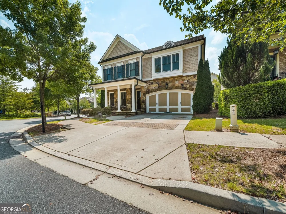 6385 Bellmoore Park LN Johns Creek, GA 30097