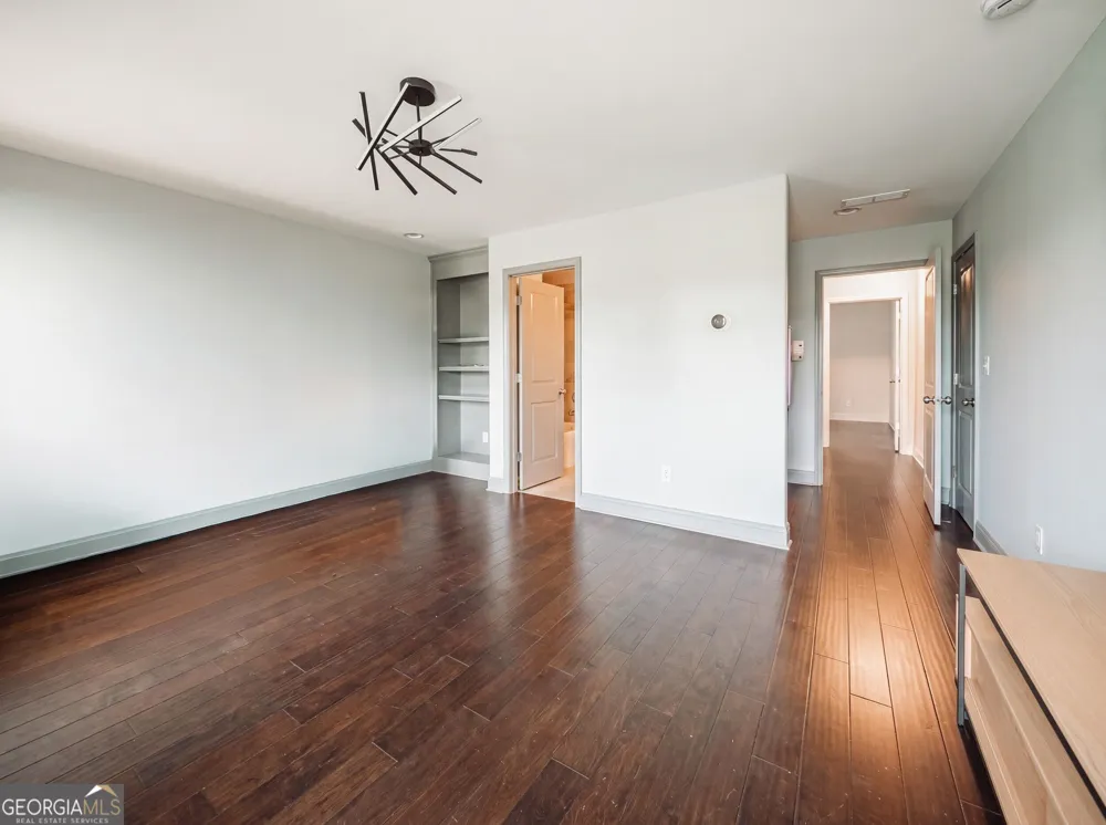 6385 Bellmoore Park LN Johns Creek, GA 30097