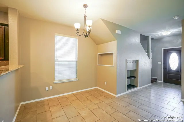425 AUBURN PARK Selma, TX 78154