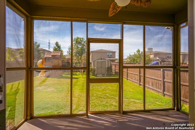 425 AUBURN PARK Selma, TX 78154