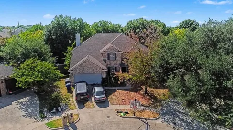 5213 Lake Crest Drive