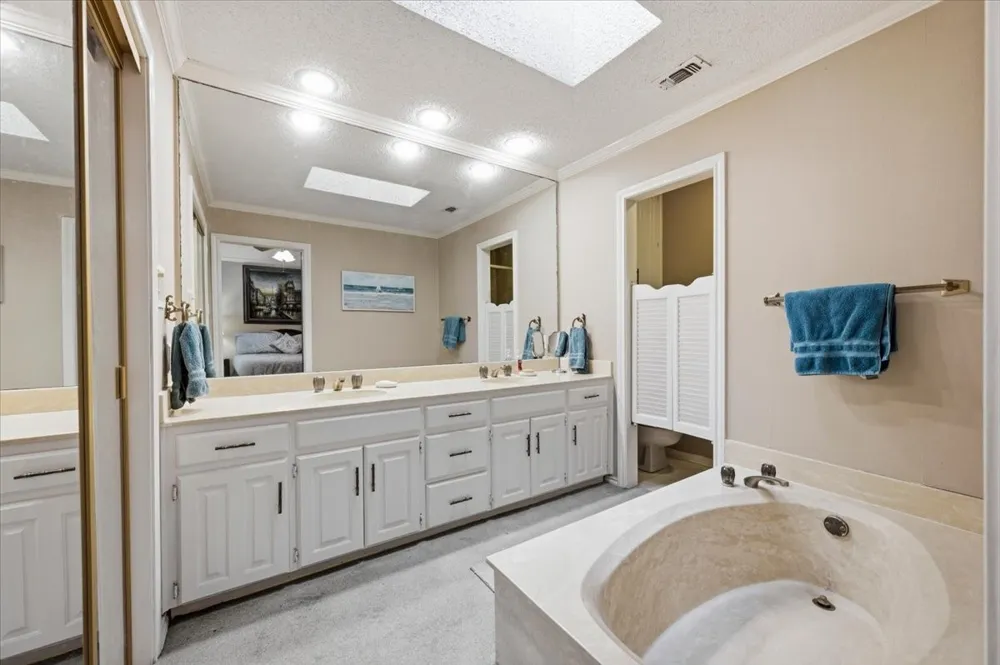 4604 Clay Court Lane Arlington, TX 76017