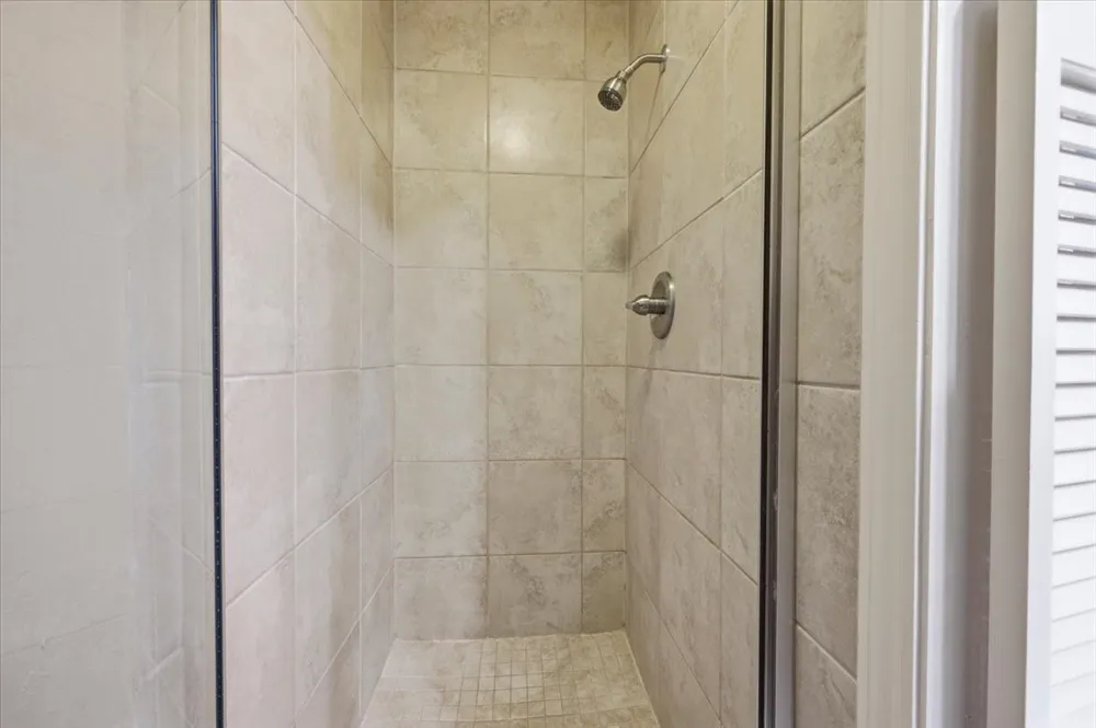 4604 Clay Court Lane Arlington, TX 76017